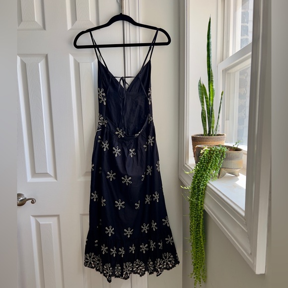 Embroidered Eyelet Midi Dress - Picture 4 of 6